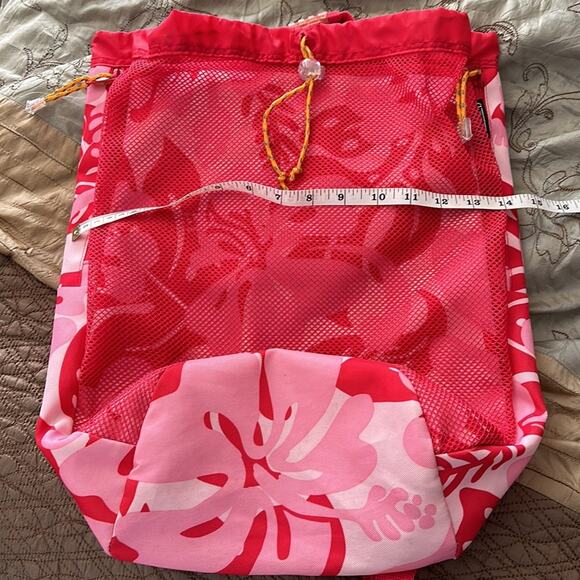 Lands' End | Floral Mesh Cinch Closure Backpack w/ Monogram TSP - Picture 13 of 14